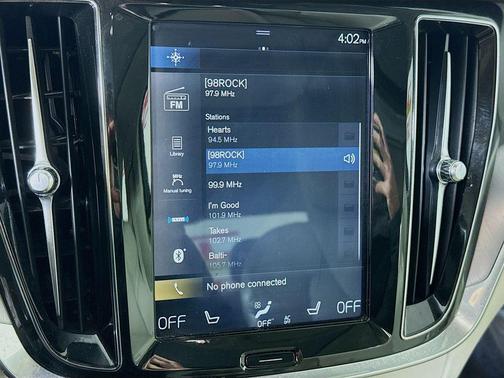 2020 Volvo S60 T6 Momentum