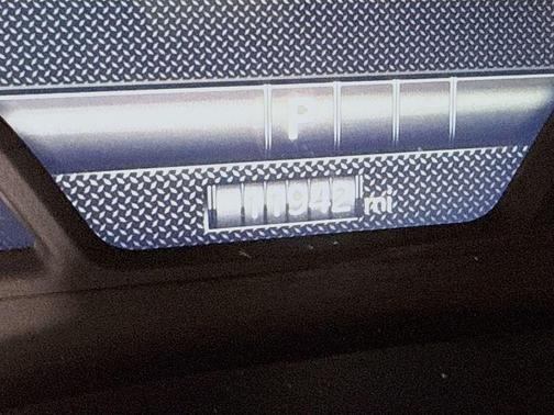 Bright White Clearcoat 2025 RAM 1500 Big Horn/Lone Star