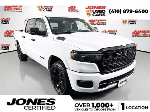 Bright White Clearcoat 2025 RAM 1500 Big Horn/Lone Star
