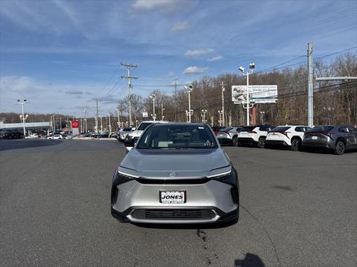 2025 Toyota bZ4X Limited