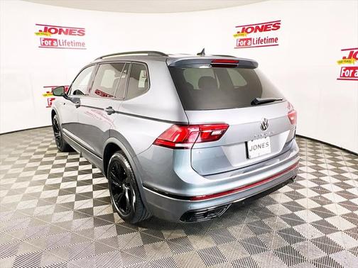 2023 Volkswagen Tiguan 2.0T SE R-Line Black 4MOTION