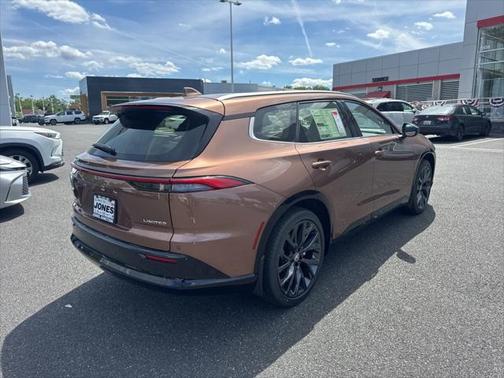 2025 Toyota Crown Signia Limited
