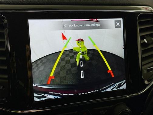 2022 Jeep Grand Cherokee Laredo