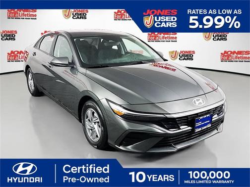 2024 Hyundai ELANTRA SE