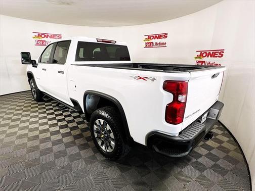 2023 Chevrolet Silverado 2500 Custom
