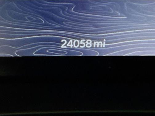 Diamond Black Crystal Pearlcoat 2023 Jeep Grand Cherokee Altitude