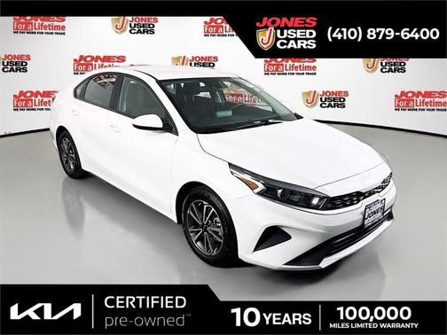 Snow White Pearl 2024 Kia Forte LXS