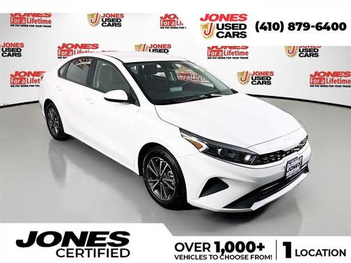 Snow White Pearl 2024 Kia Forte LXS