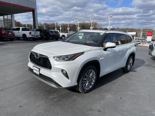 2026 Toyota Highlander Platinum