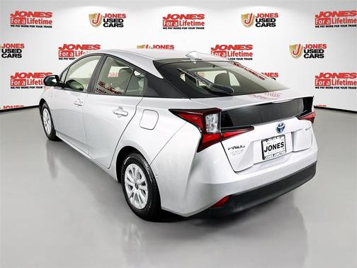 2019 Toyota Prius L