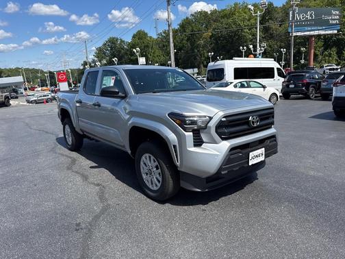 2025 Toyota Tacoma SR