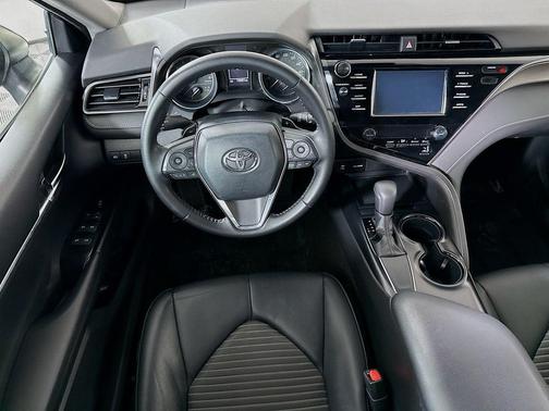 Predawn Gray Mica 2019 Toyota Camry SE