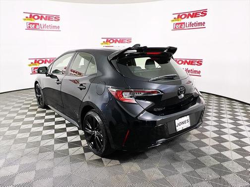 Midnight Black Metallic 2021 Toyota Corolla SE