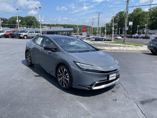 2025 Toyota Prius Plug-In Hybrid XSE Premium