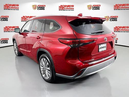Ruby Flare Pearl 2021 Toyota Highlander Platinum