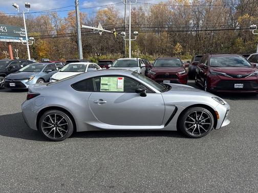 2025 Toyota GR86 Base