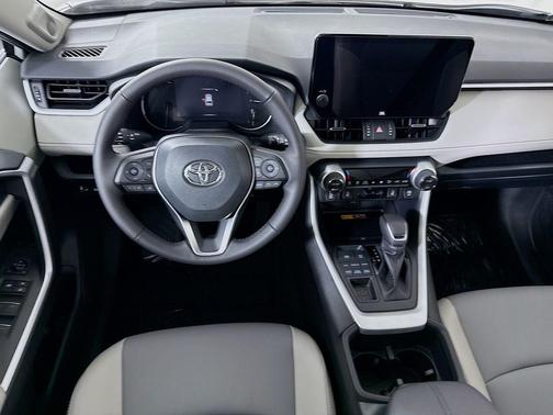 Pearl 2025 Toyota RAV4 XLE Premium