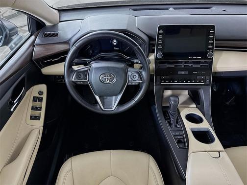 2020 Toyota Avalon XLE