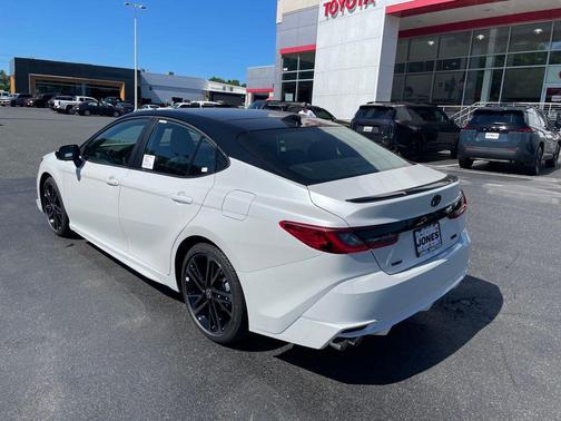 Wind Chill Prl 2026 Toyota Camry XSE
