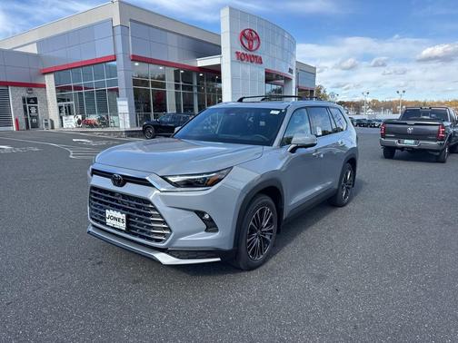 2026 Toyota Grand Highlander Hybrid Limited MAX