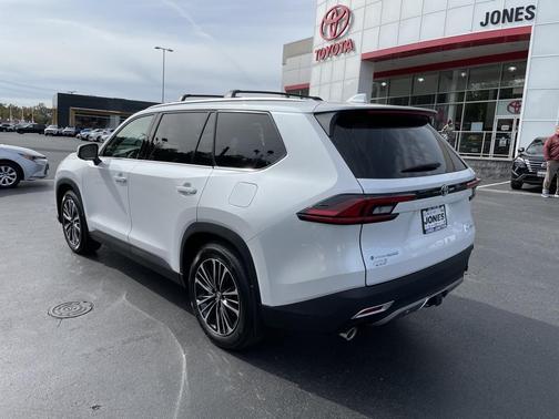 2026 Toyota Grand Highlander Hybrid Limited MAX