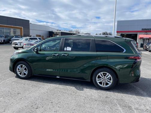 2026 Toyota Sienna Limited