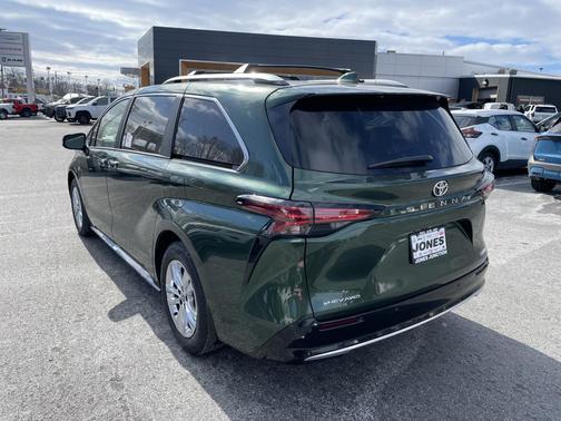 2026 Toyota Sienna Limited