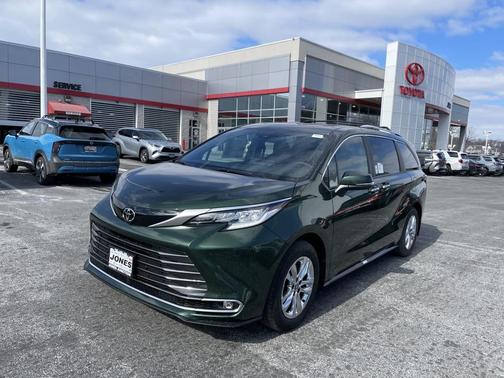 2026 Toyota Sienna Limited