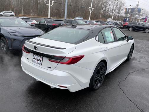 Wind Chill Prl 2026 Toyota Camry XSE