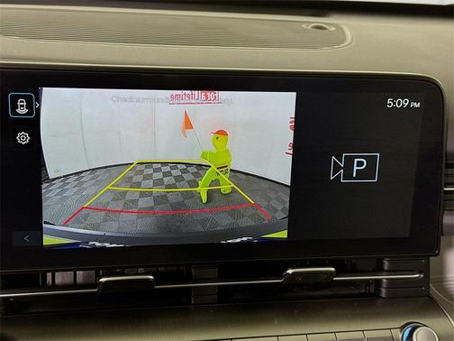 2025 Hyundai KONA SE