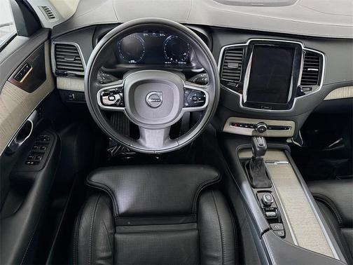 2020 Volvo XC90 T6 Inscription