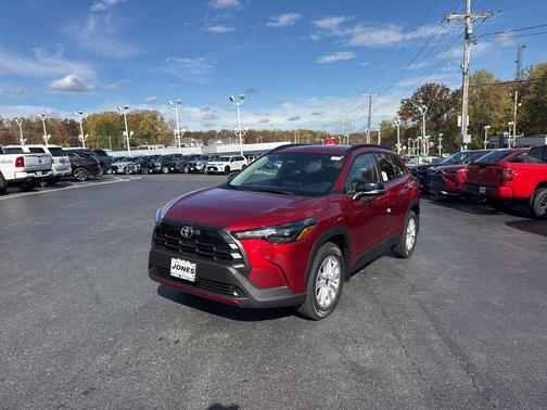 2026 Toyota Corolla Cross LE