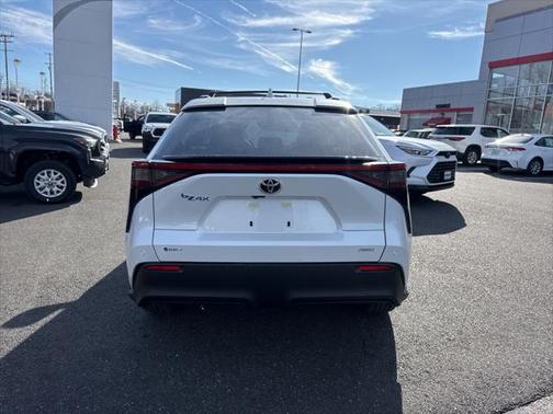 2025 Toyota bZ4X XLE
