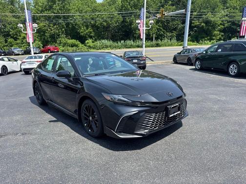 Black 2026 Toyota Camry SE