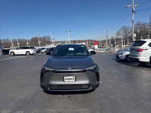 2025 Toyota bZ4X XLE