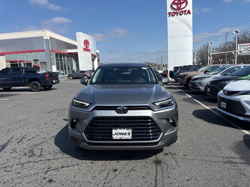 Heavy Metal 2026 Toyota Grand Highlander Platinum