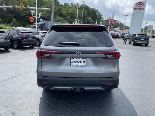 2025 Toyota Grand Highlander Platinum