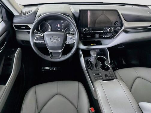 Blueprint 2025 Toyota Highlander XLE
