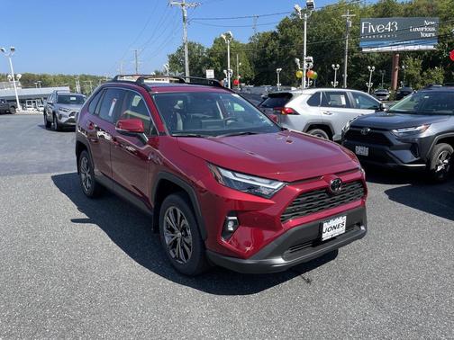 2025 Toyota RAV4 Hybrid XLE Premium