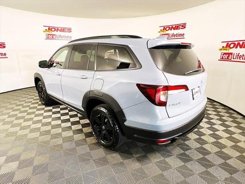2022 Honda Pilot AWD TrailSport