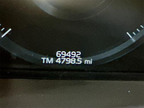 2022 Volvo XC90 T6 Momentum