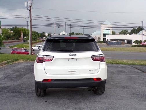 Pearl White Tri-Coat 2020 Jeep Compass Limited