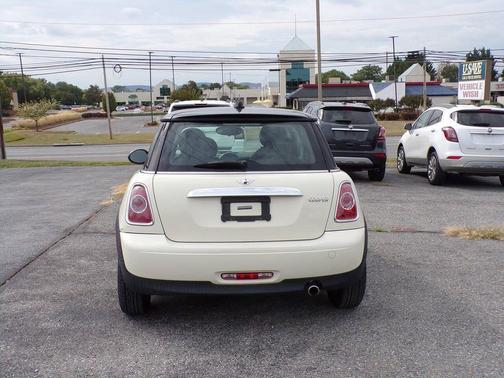 2011 MINI Cooper S Base