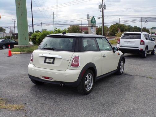 2011 MINI Cooper S Base
