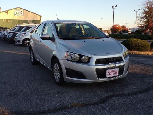 2016 Chevrolet Sonic LT