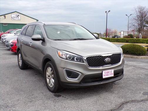 2017 Kia Sorento LX