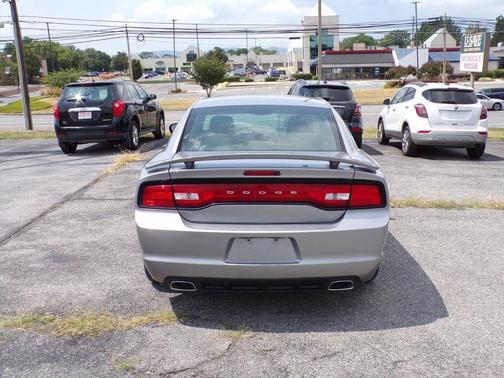2014 Dodge Charger SE