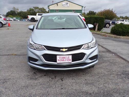 2018 Chevrolet Cruze LS