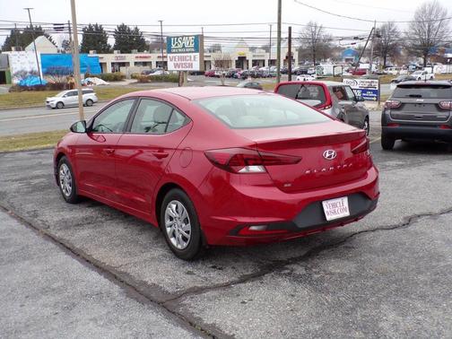 2020 Hyundai ELANTRA SE