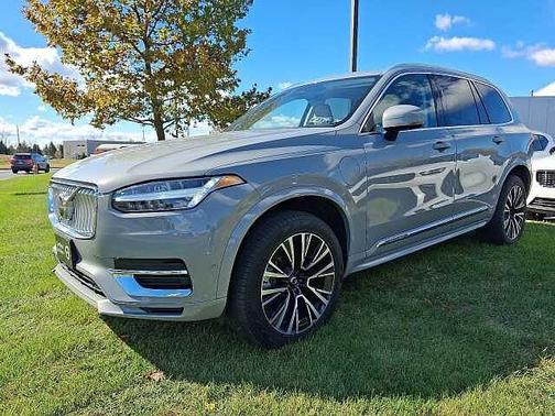 2024 Volvo XC90 Plus